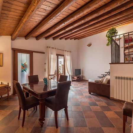 A Casa Del Gioielliere Apartment Palermo Bagian luar foto