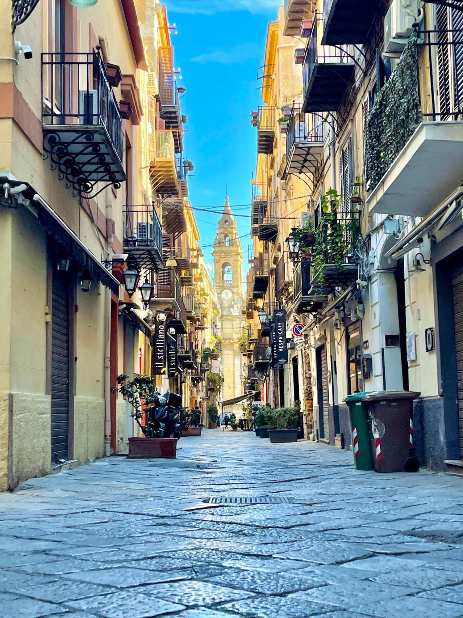 A Casa Del Gioielliere Apartment Palermo Bagian luar foto